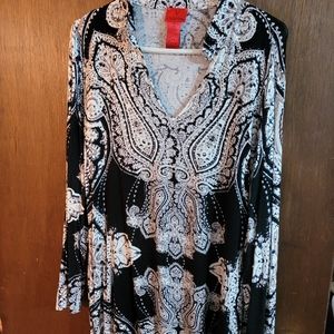 Black & white top with silver sparkle